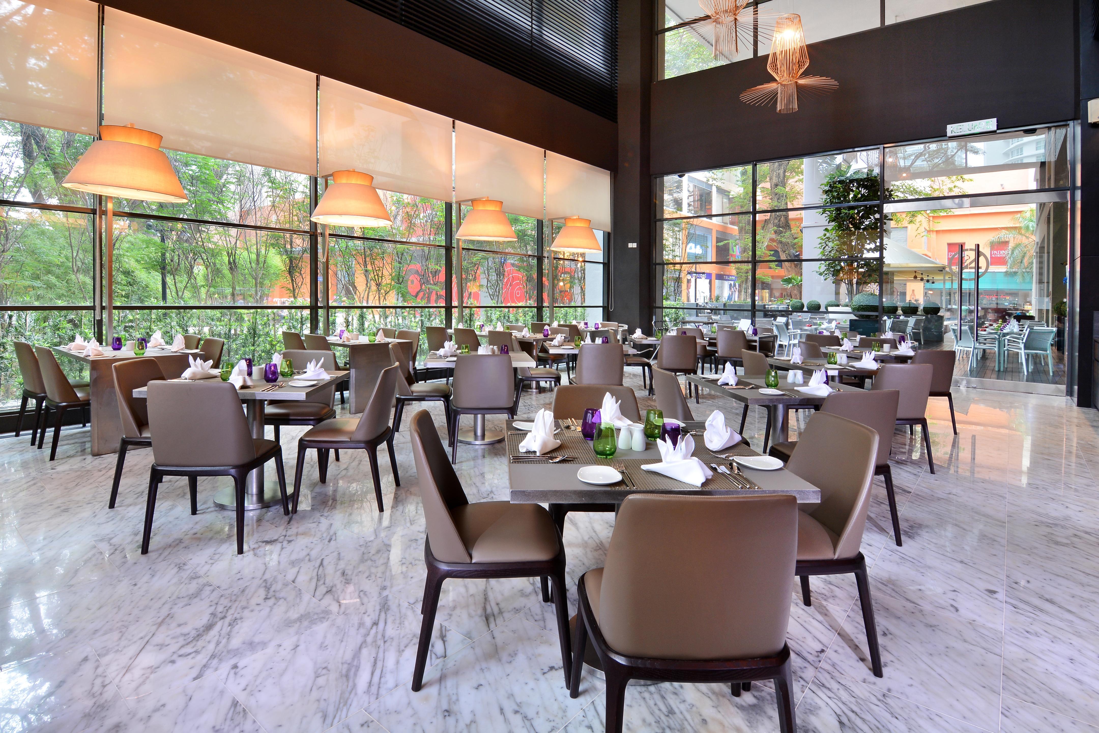 G Gurney Hotel 5*